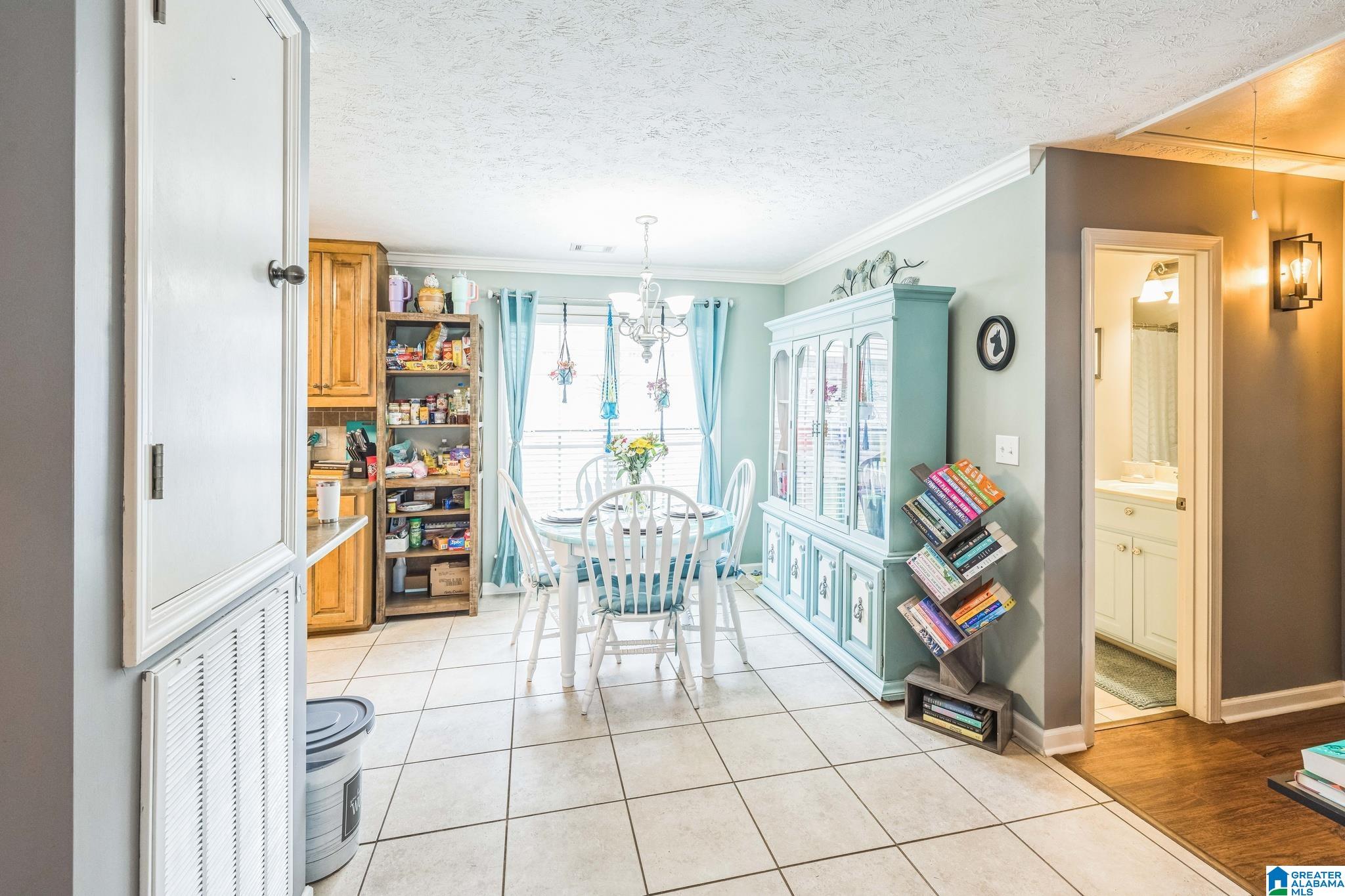 736 BUENA VISTA LOOP