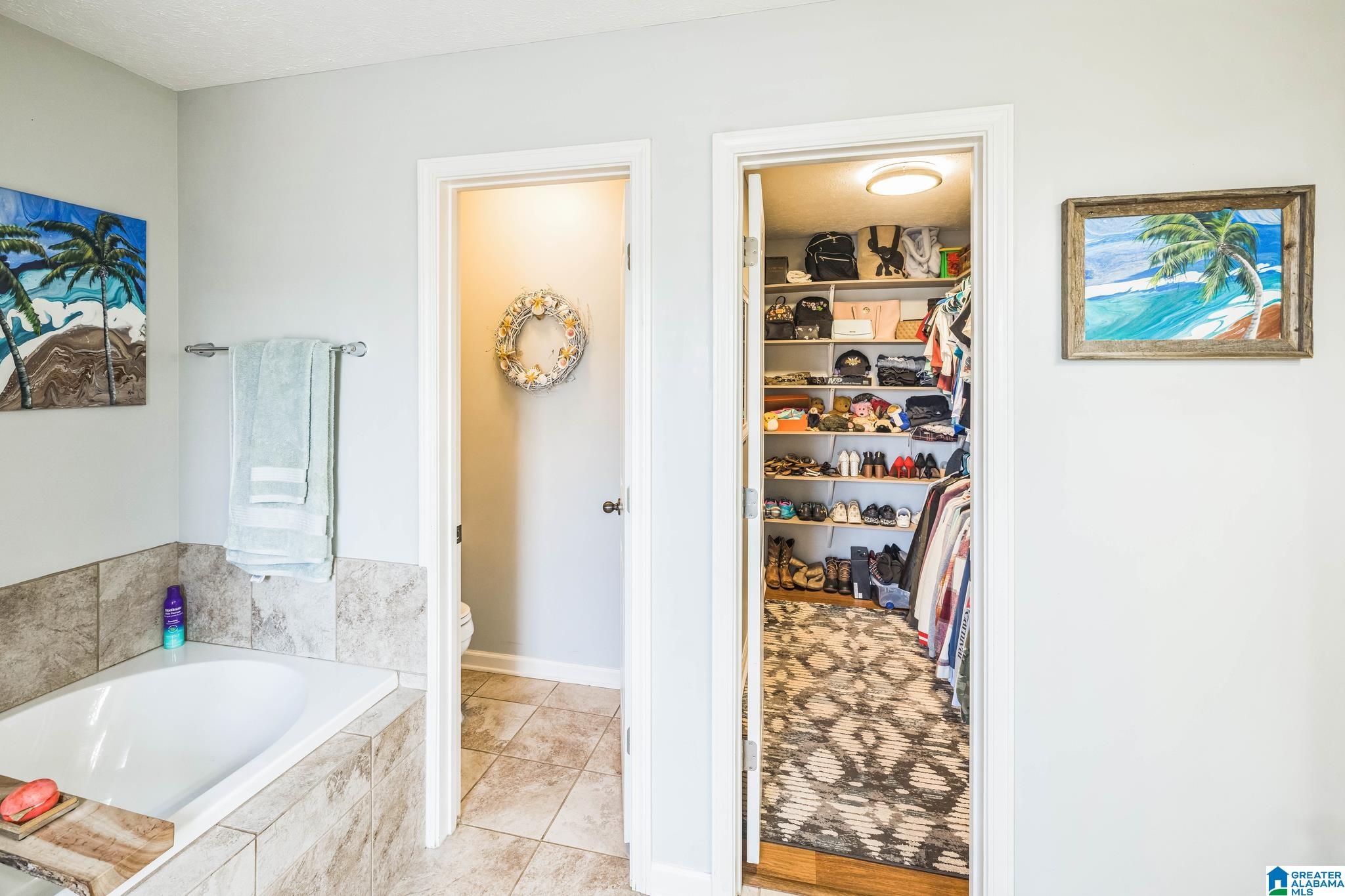 736 BUENA VISTA LOOP