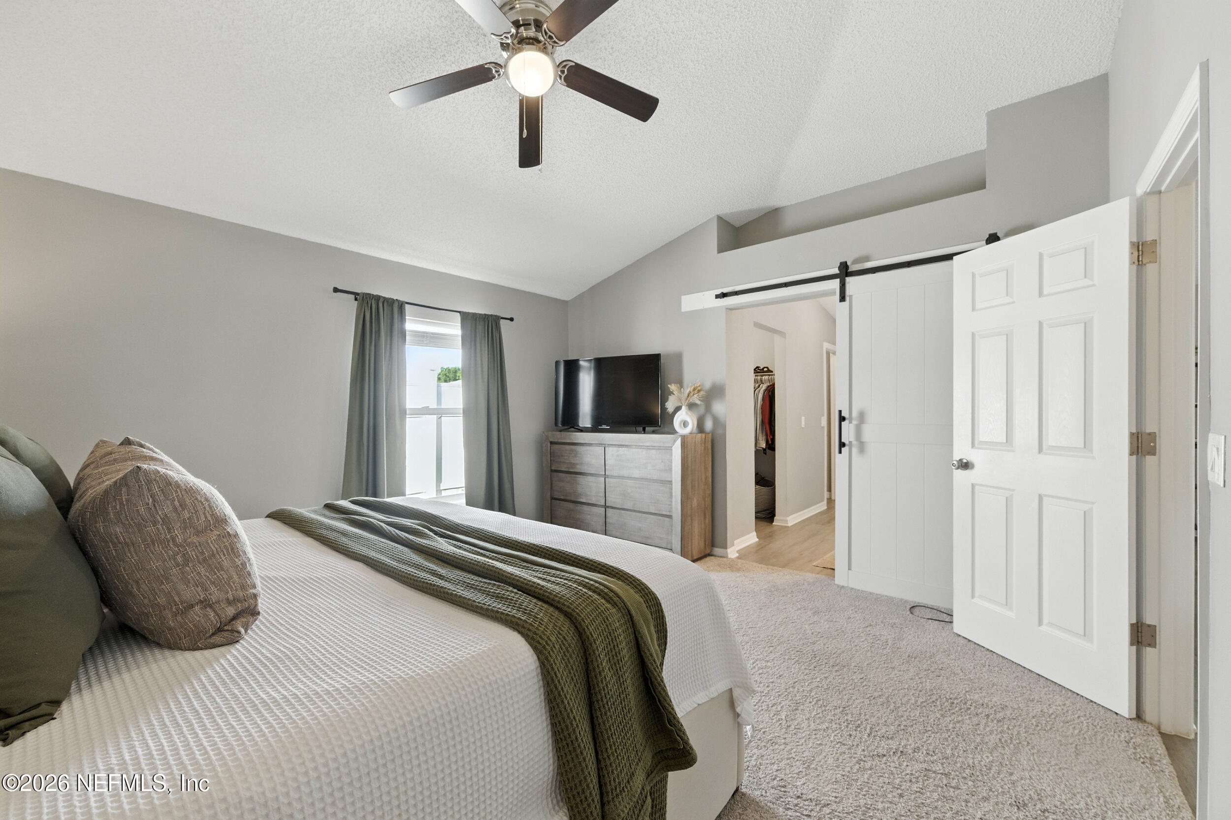 12540 KNOLLCREST Court