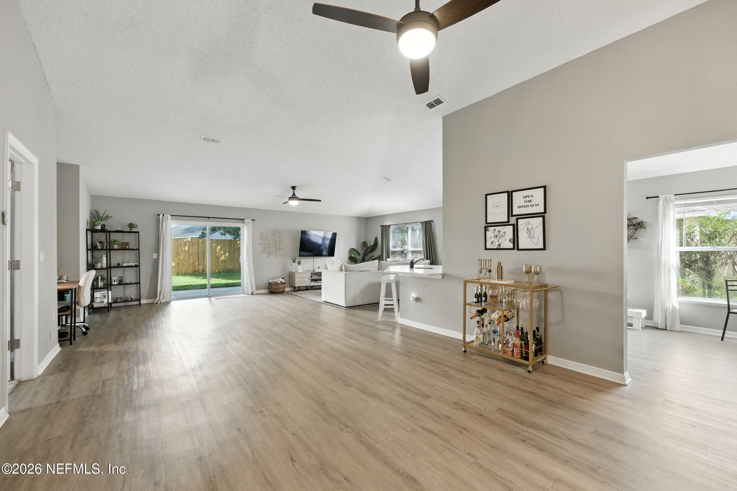 12540 KNOLLCREST Court