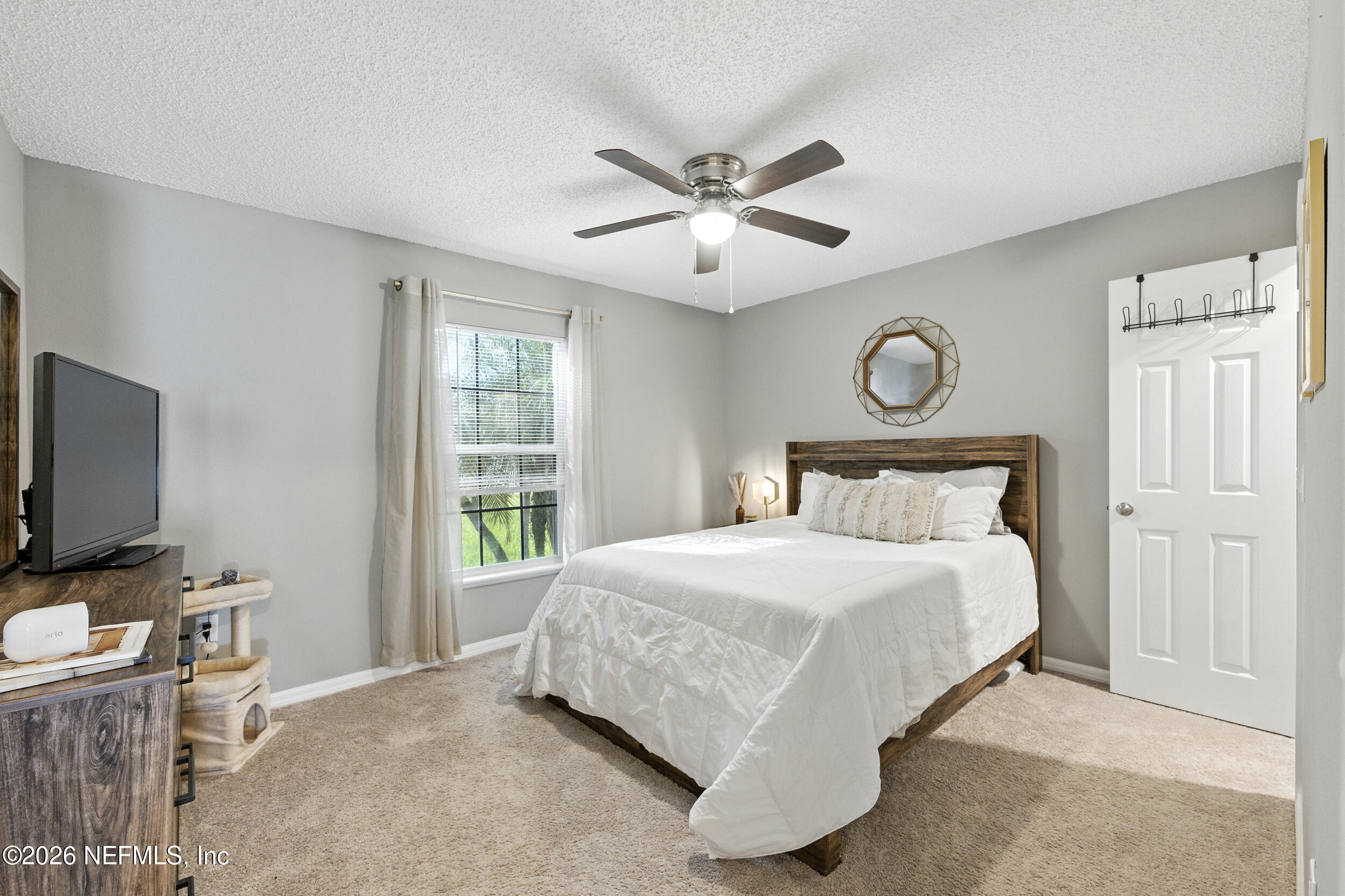12540 KNOLLCREST Court