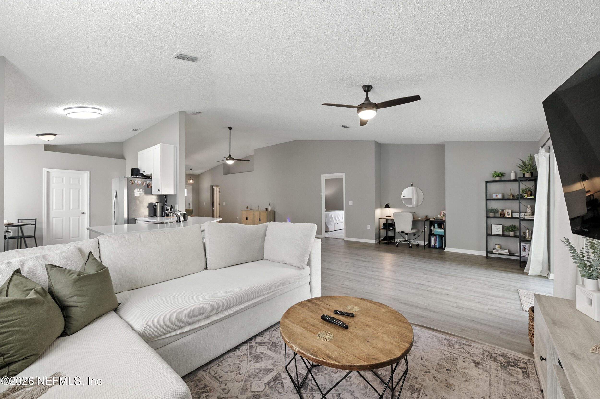 12540 KNOLLCREST Court