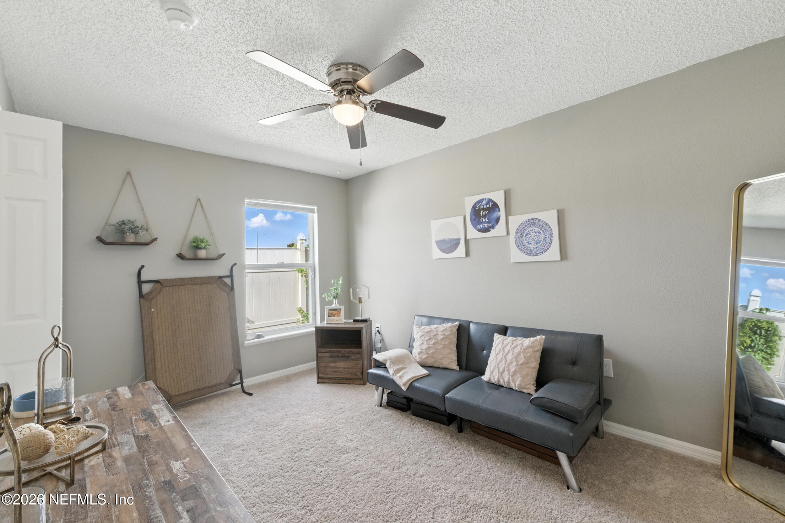 12540 KNOLLCREST Court