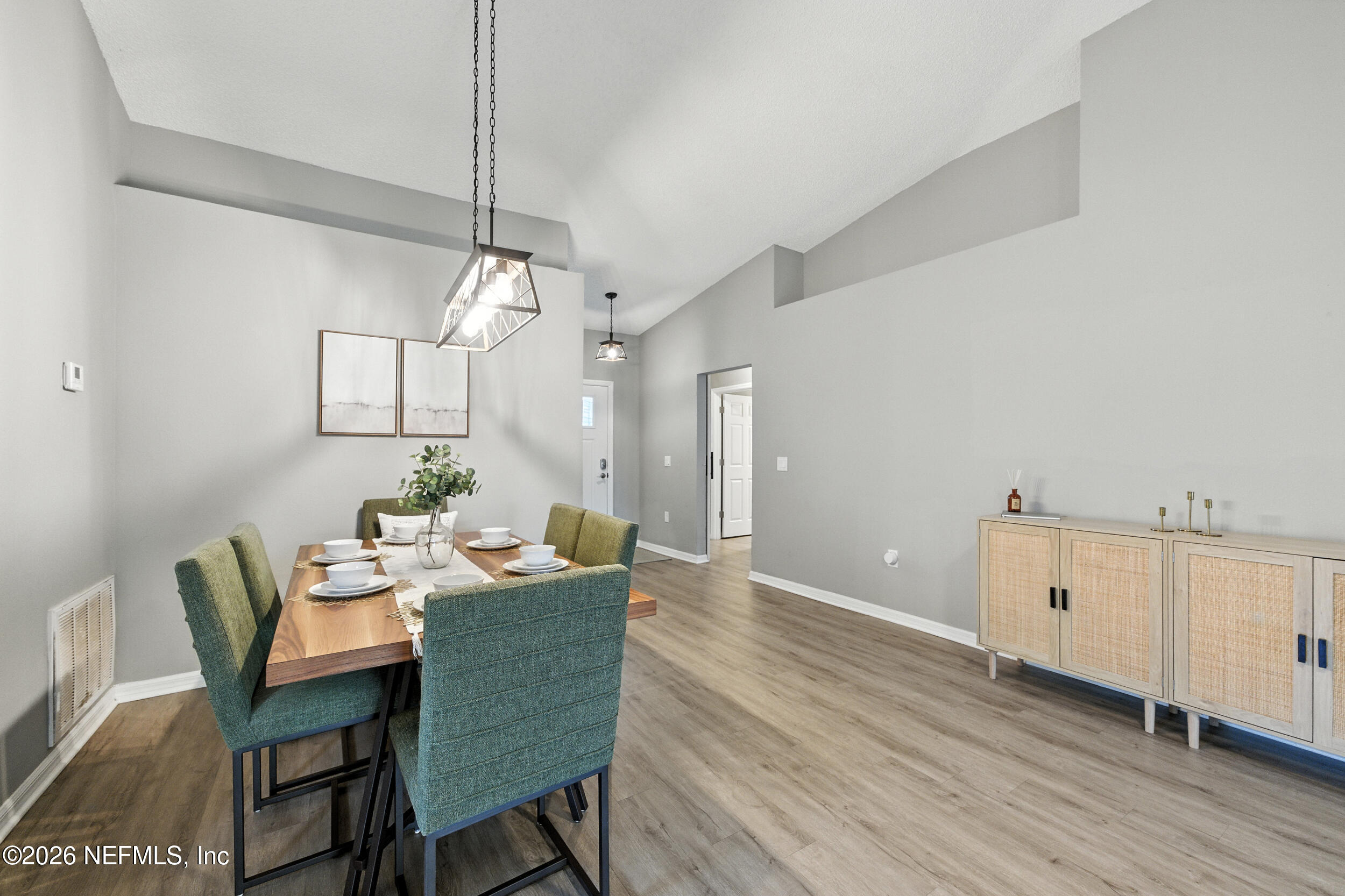 12540 KNOLLCREST Court