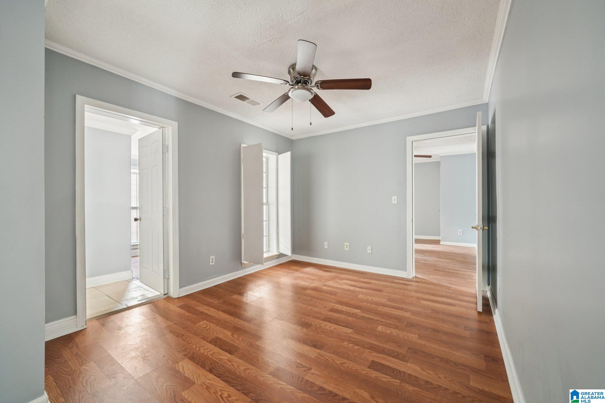 613 SHERIDAN ROAD