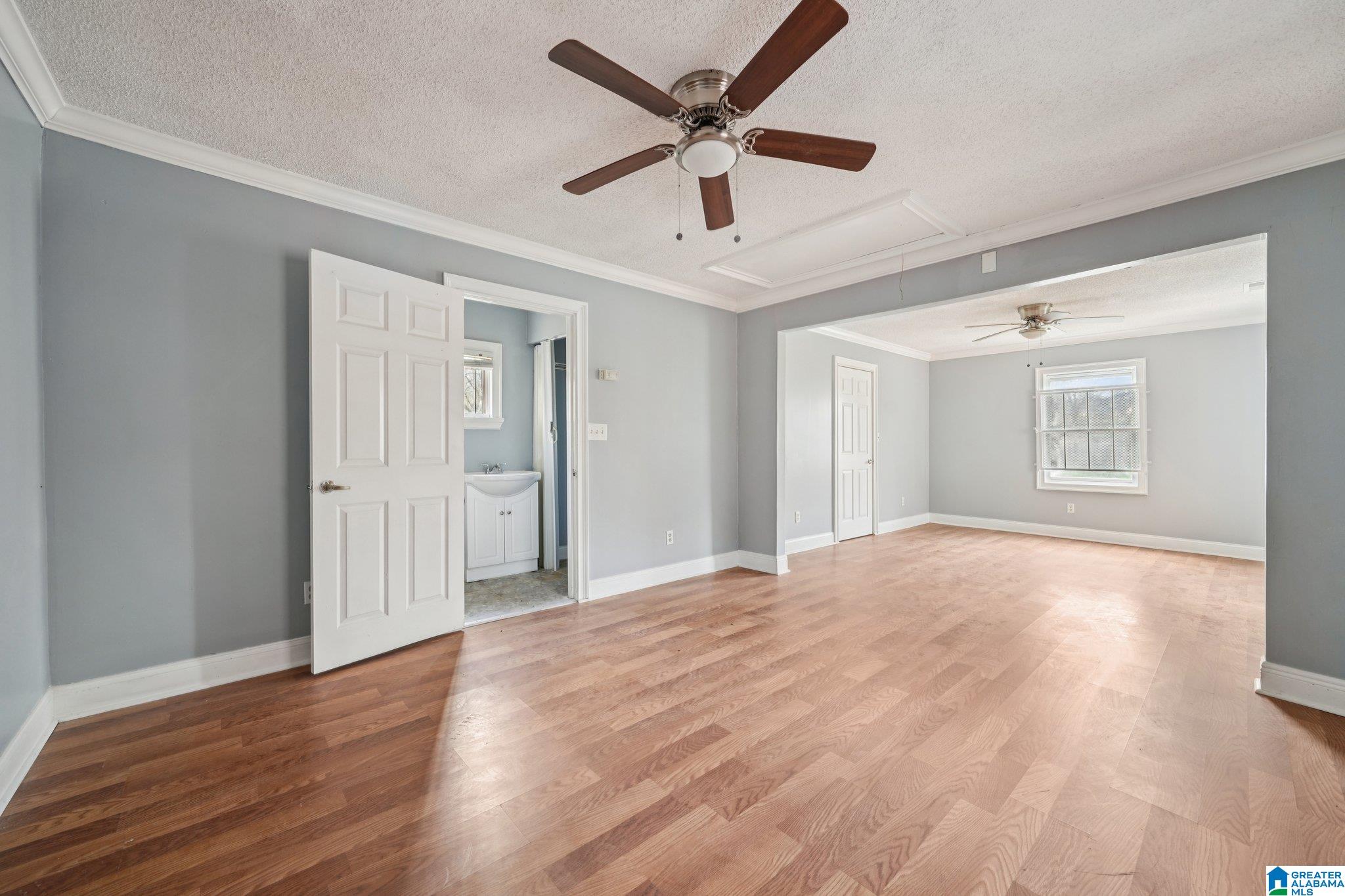 613 SHERIDAN ROAD