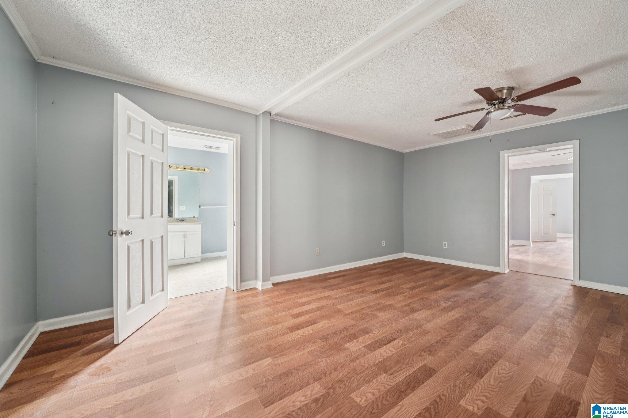 613 SHERIDAN ROAD