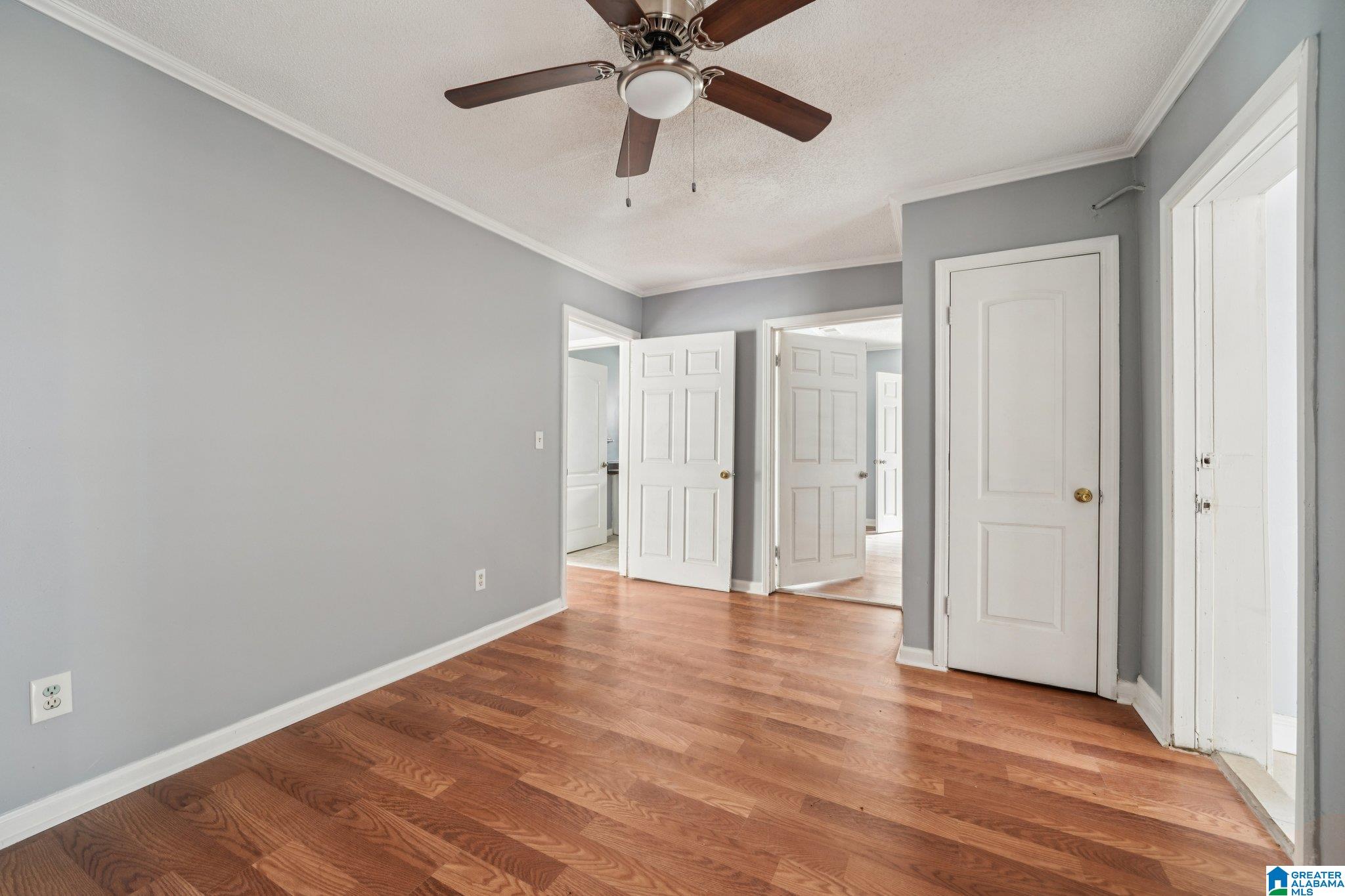 613 SHERIDAN ROAD