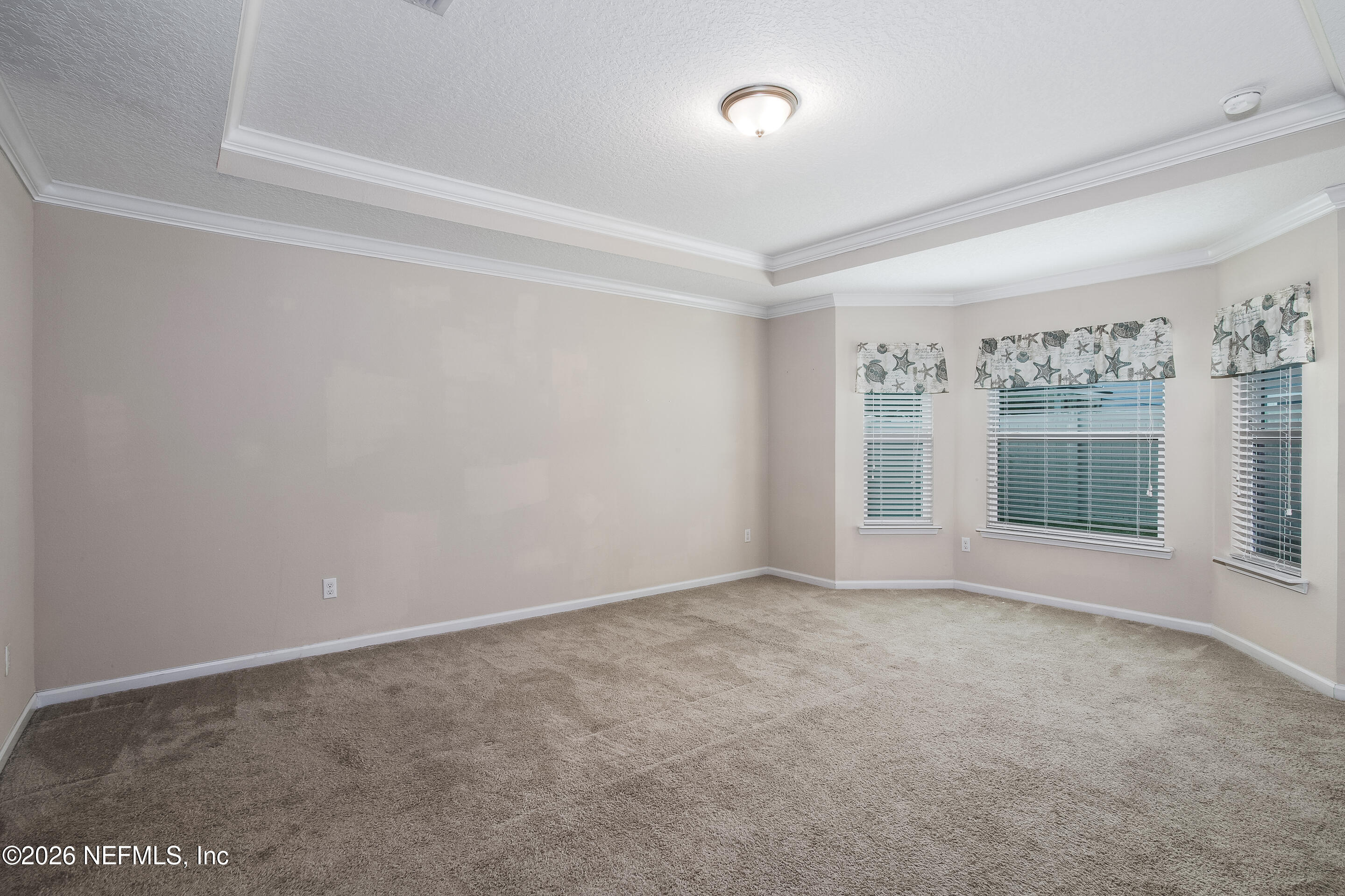 319 NORTHSIDE Drive S