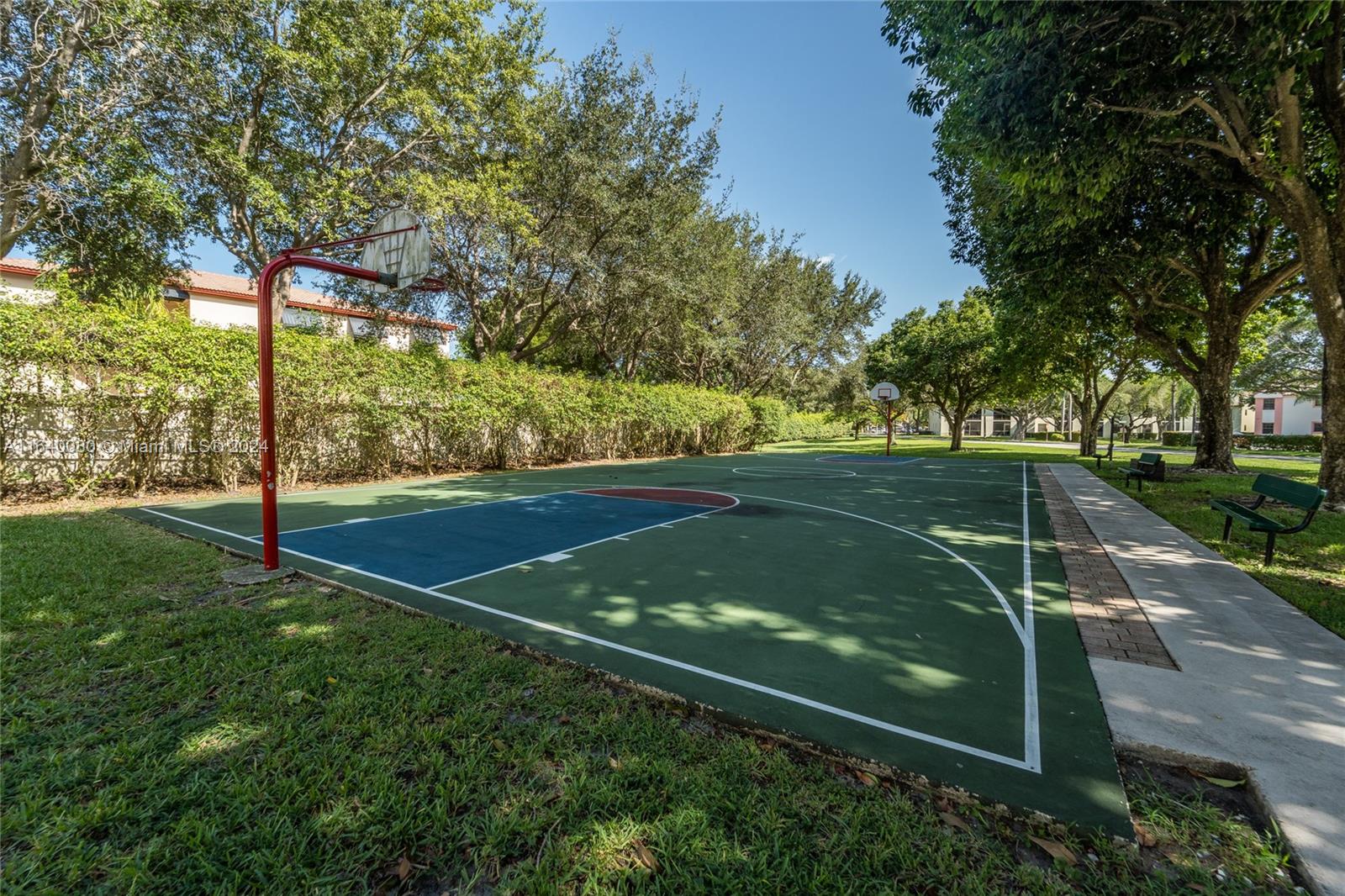 320 Olivewood Pl # 115