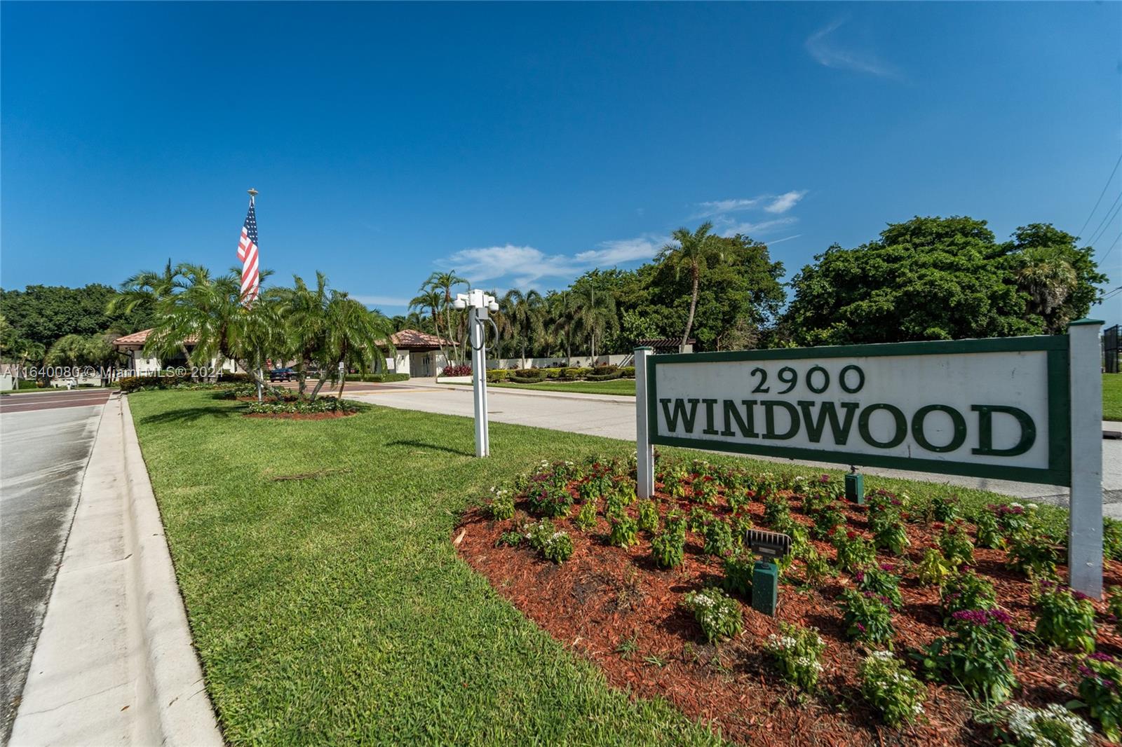 320 Olivewood Pl # 115