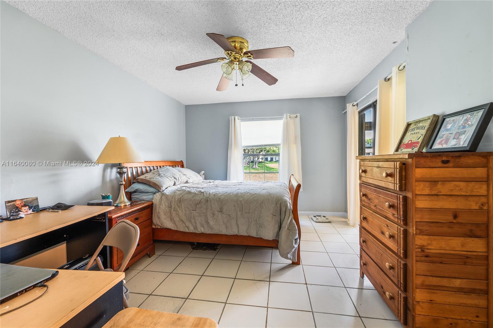 320 Olivewood Pl # 115