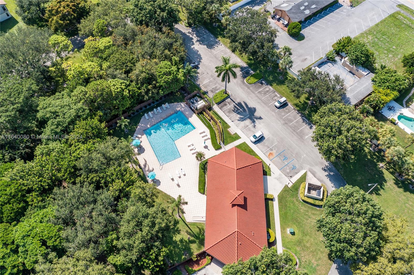 320 Olivewood Pl # 115