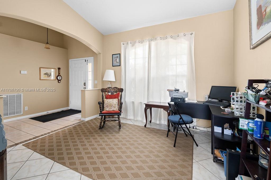 313 SE Husted Ter, Port St. Lucie