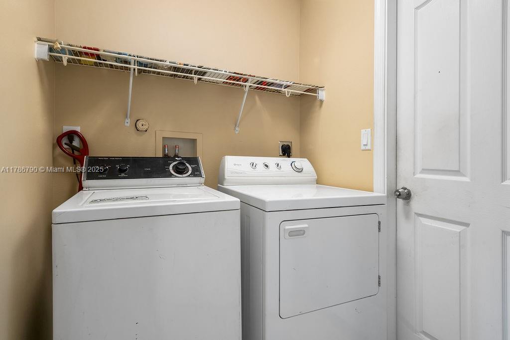 313 SE Husted Ter, Port St. Lucie