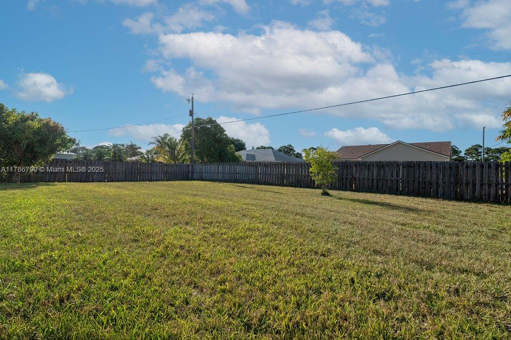 313 SE Husted Ter, Port St. Lucie