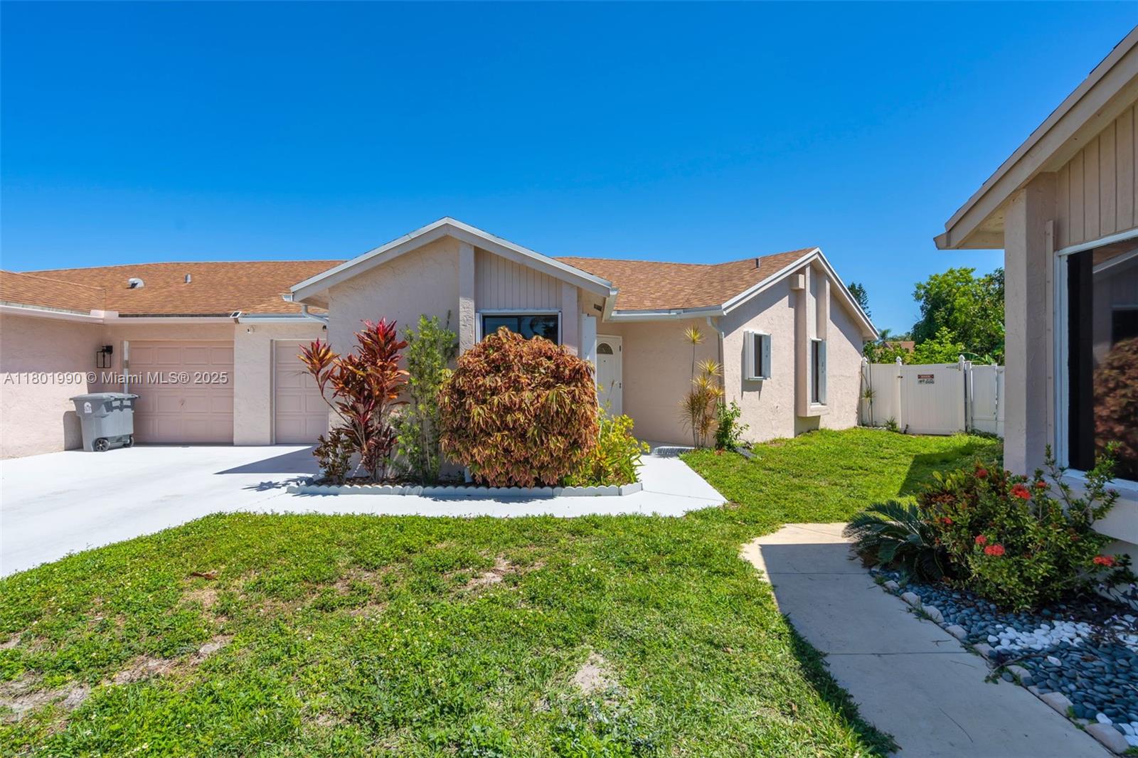 21887 Rainberry Park Cir