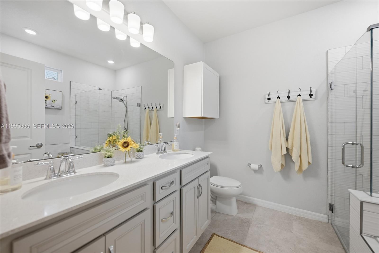 4594 Farmhouse Gate Trail