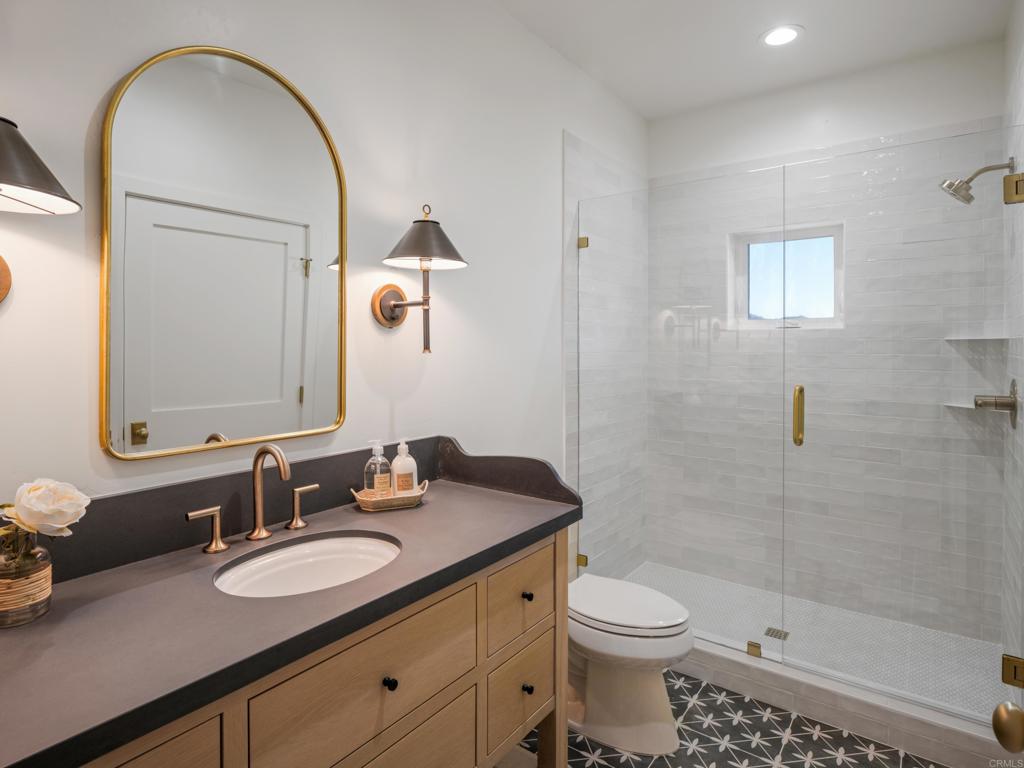 38895 Avenida Carolinas