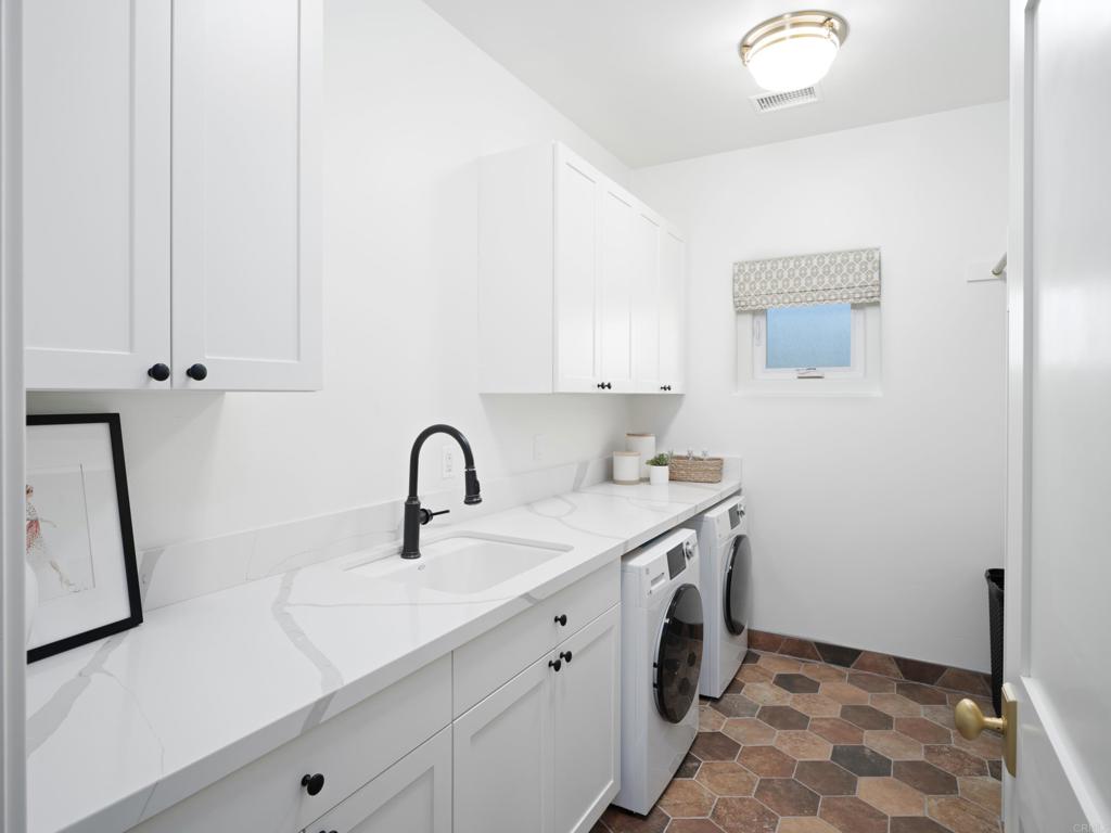 38895 Avenida Carolinas