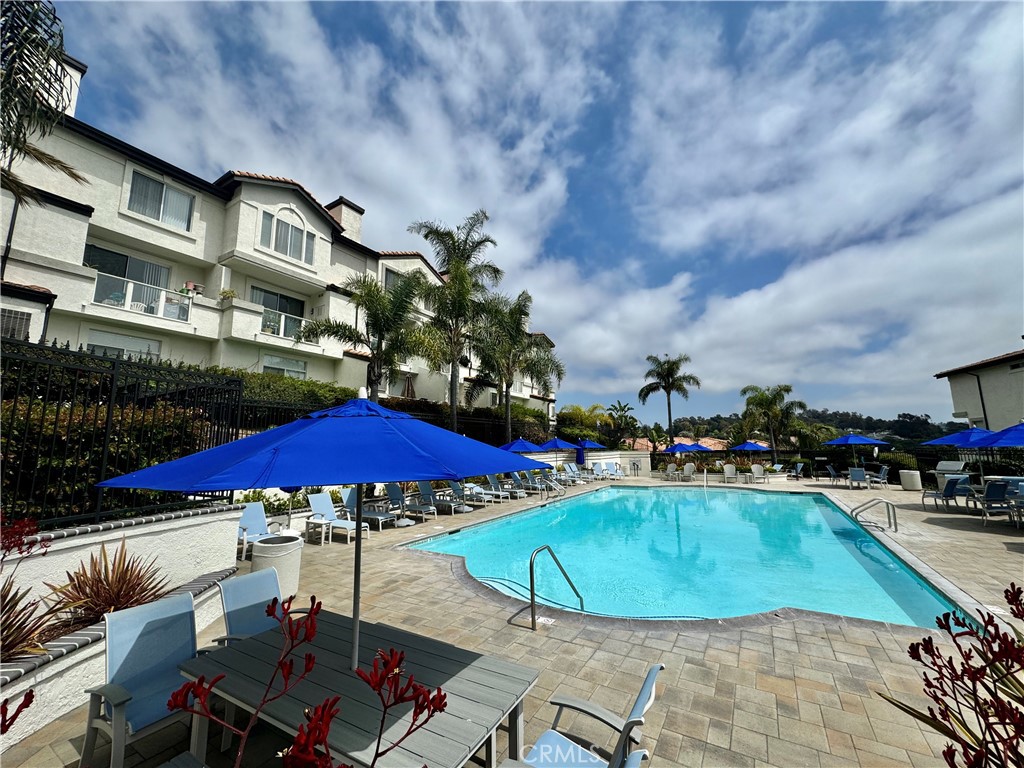 30902 Clubhouse Drive 11J