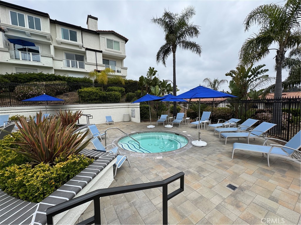 30902 Clubhouse Drive 11J