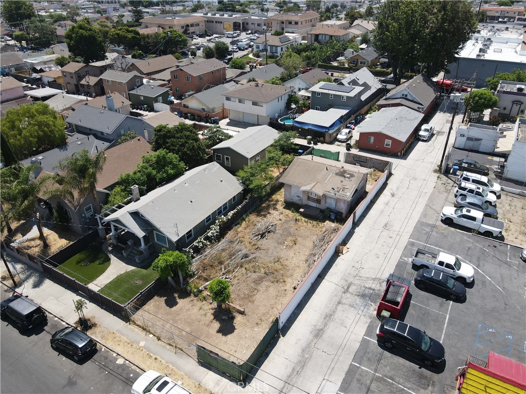 675 W Sepulveda