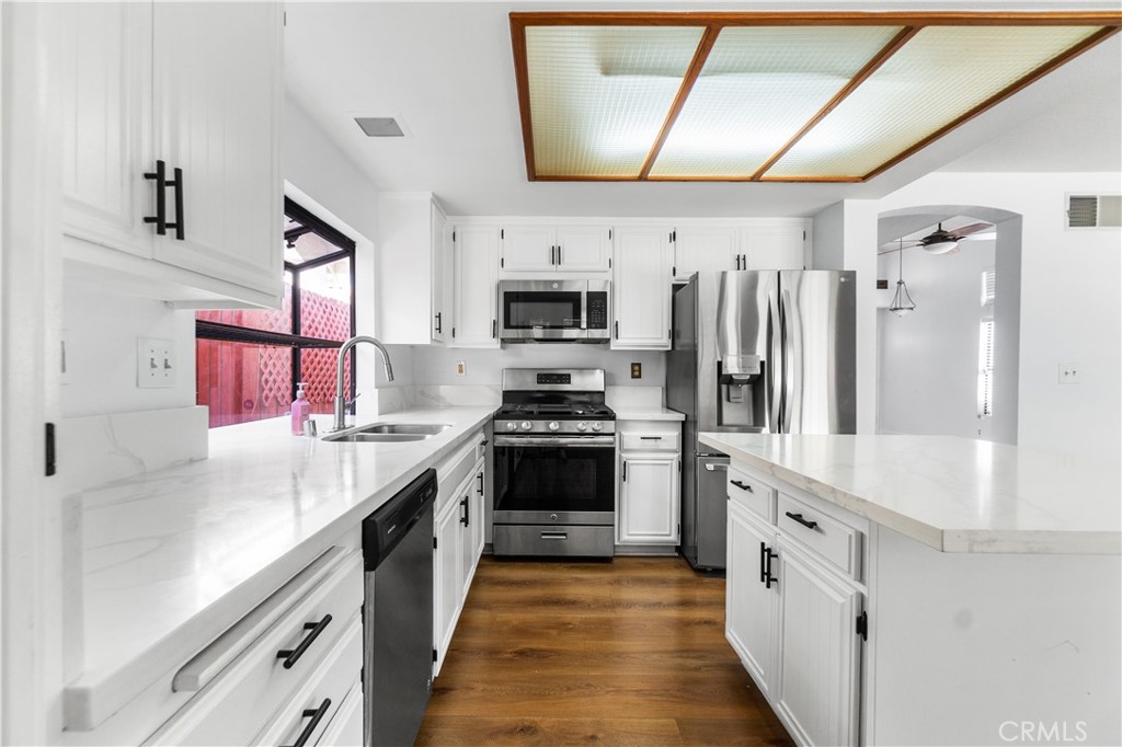 29105 Marilyn Drive