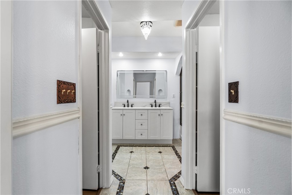 29105 Marilyn Drive