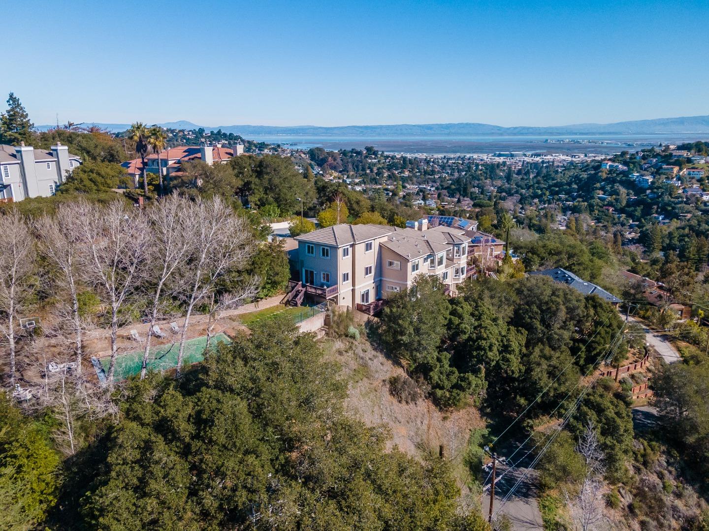 147 Oakley AVE