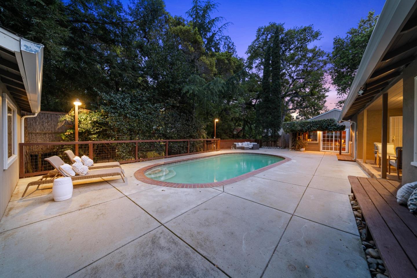 1503 Ralston AVE