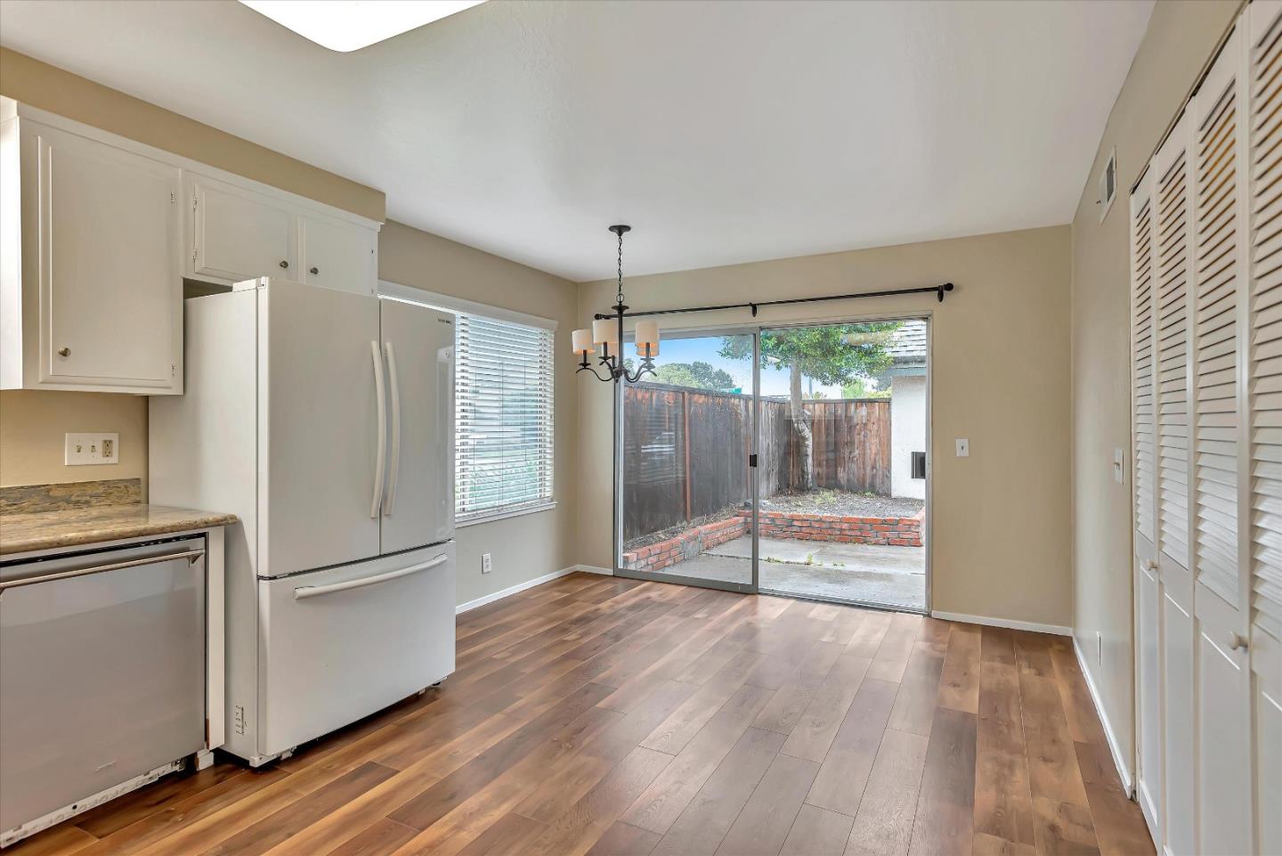 1044 Eagle Lane
