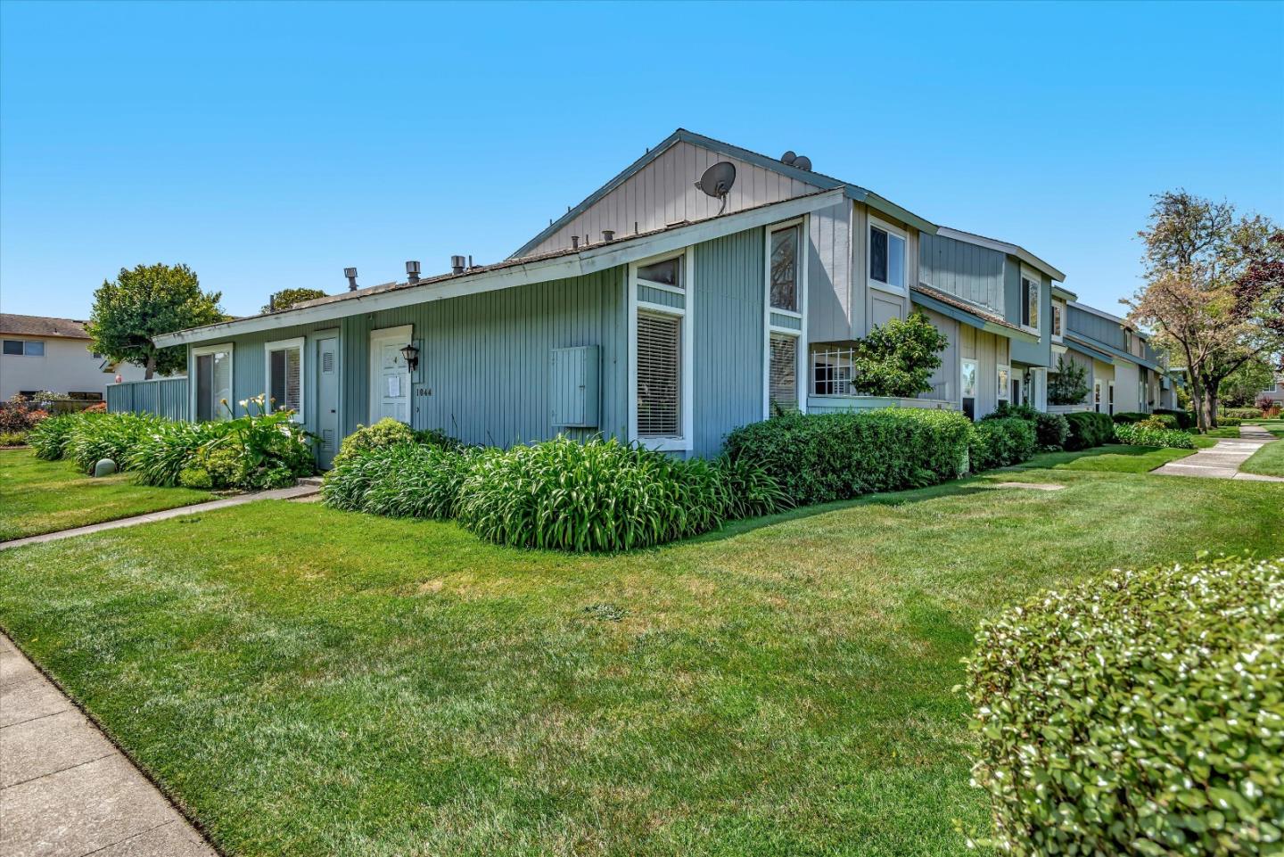 1044 Eagle Lane