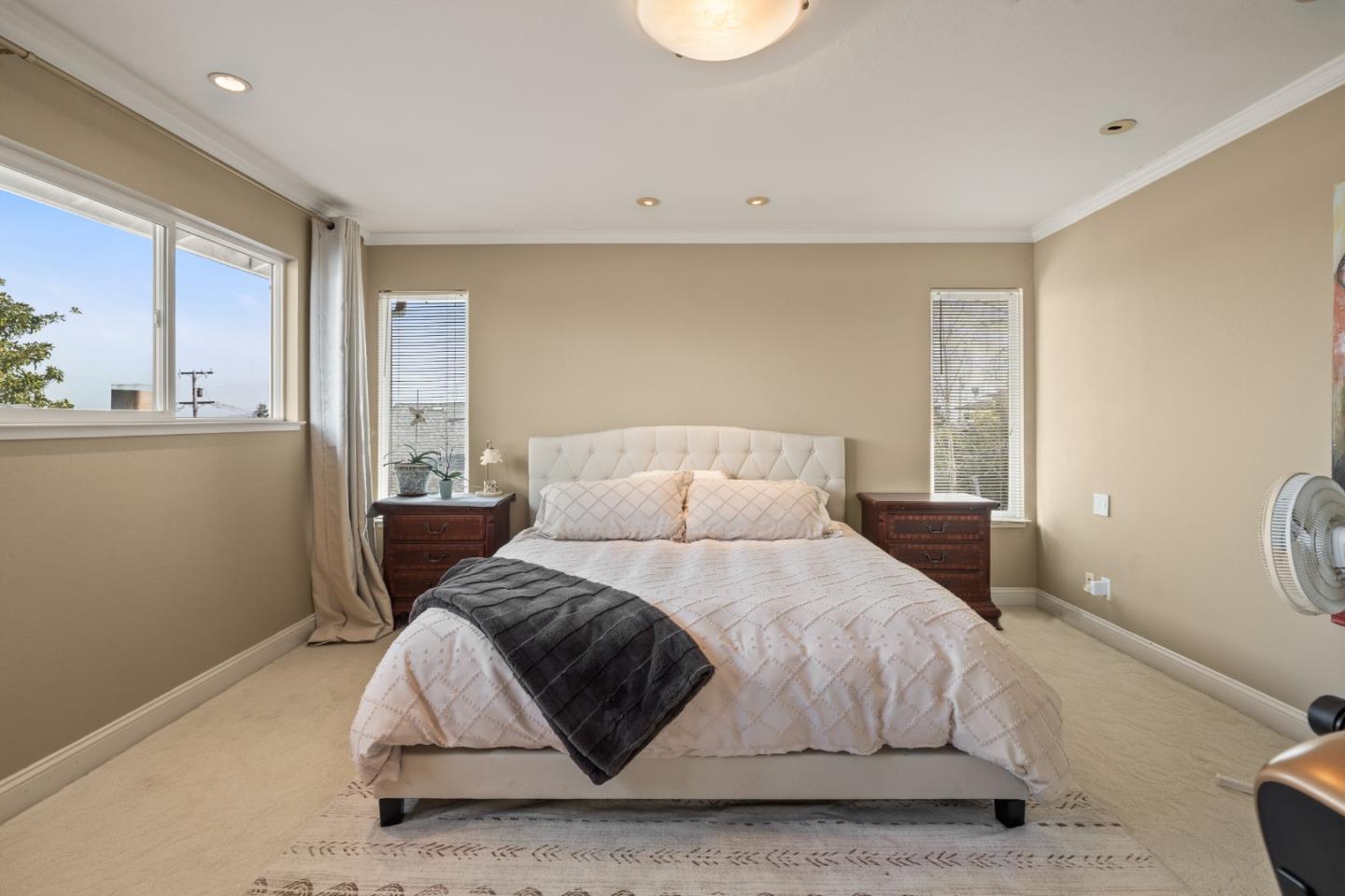 2725 Belmont Canyon