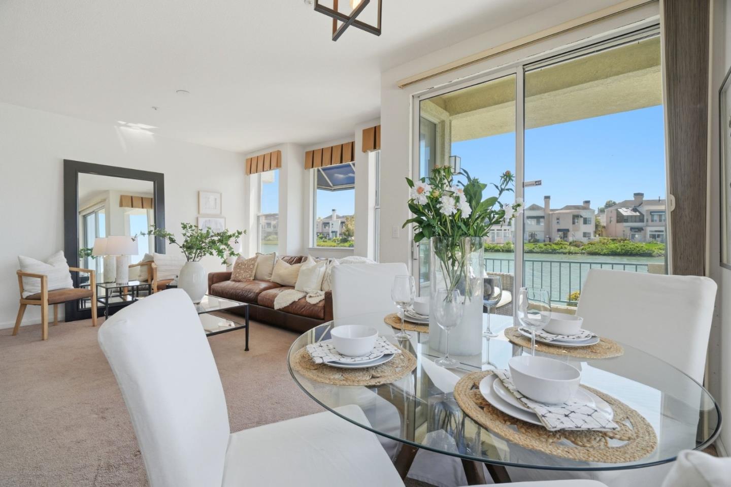 500 Baltic Circle 506
