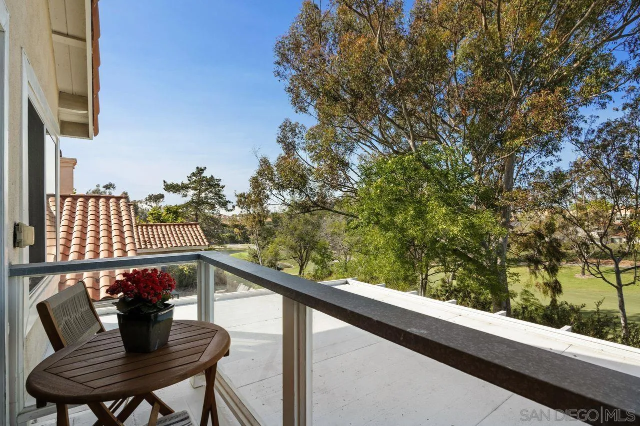 11752 Caminito Corriente