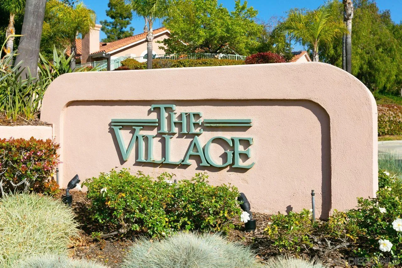 11752 Caminito Corriente