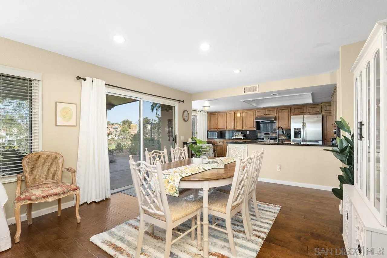 11752 Caminito Corriente