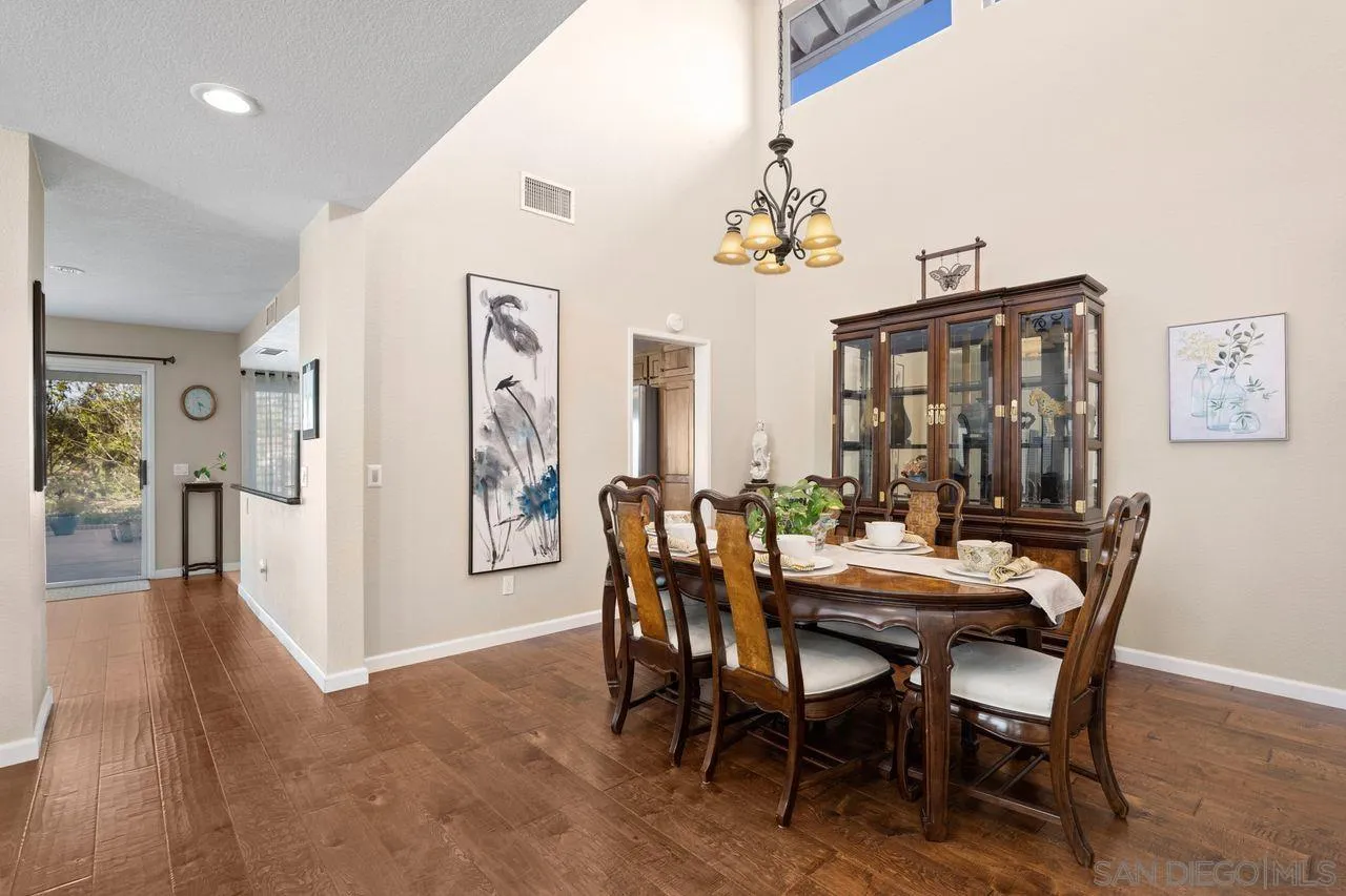 11752 Caminito Corriente