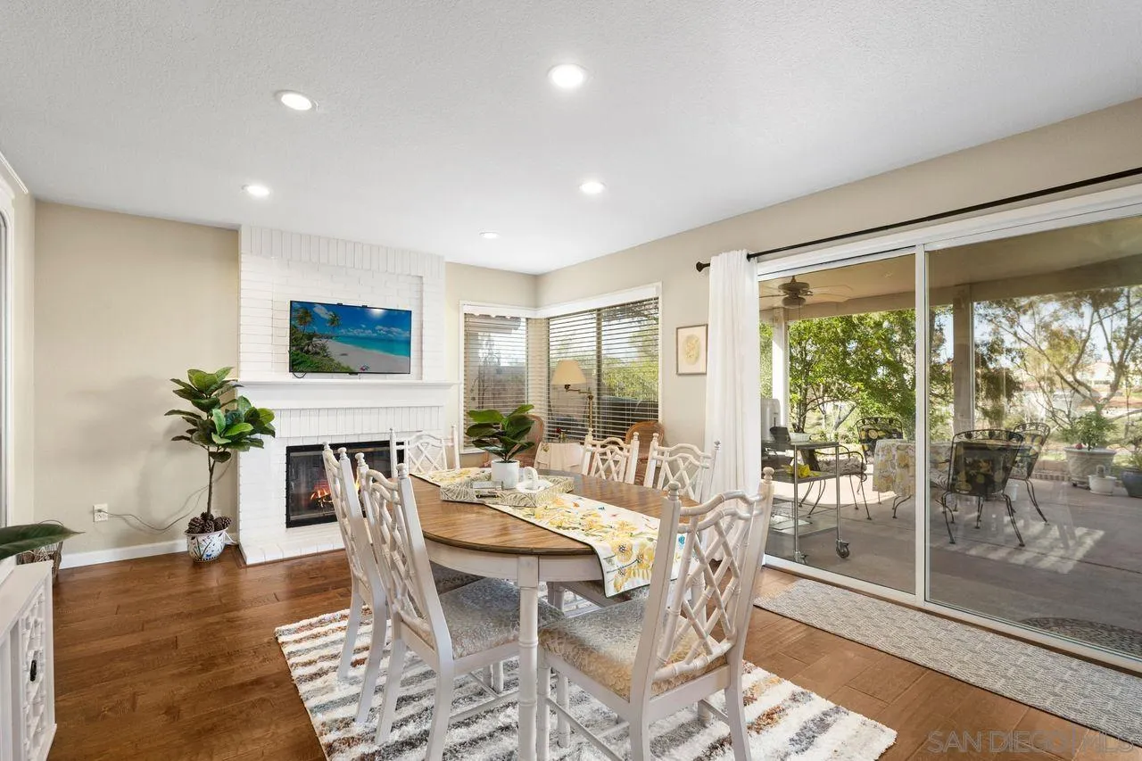 11752 Caminito Corriente