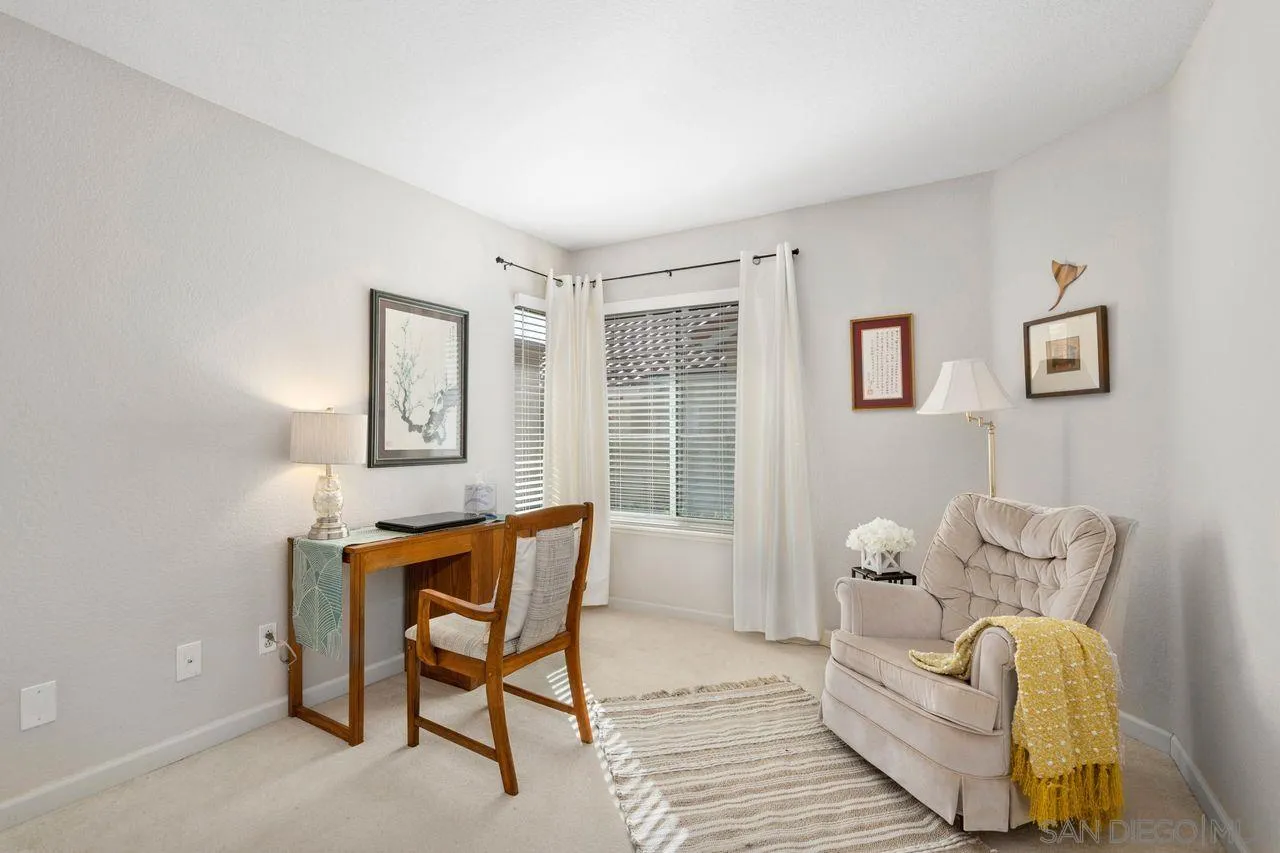 11752 Caminito Corriente