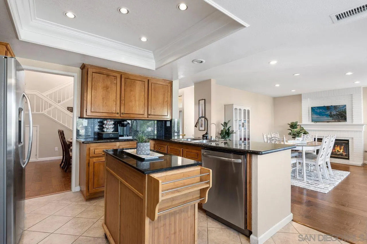 11752 Caminito Corriente