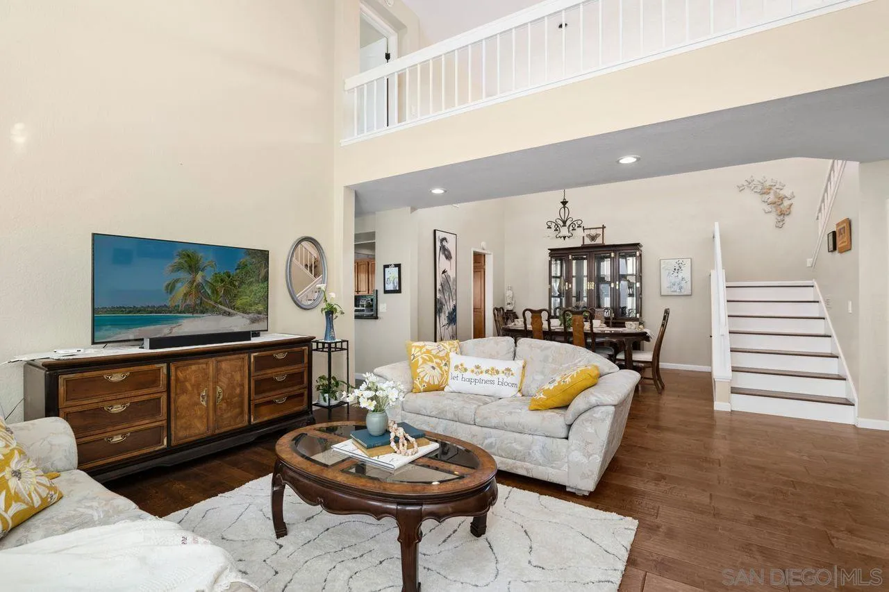 11752 Caminito Corriente