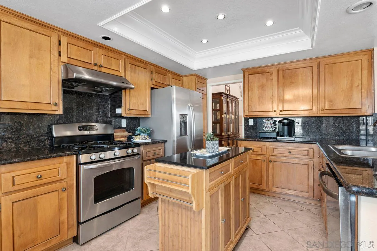 11752 Caminito Corriente