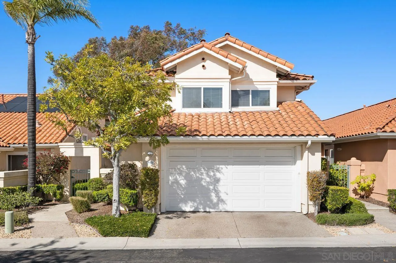 11752 Caminito Corriente