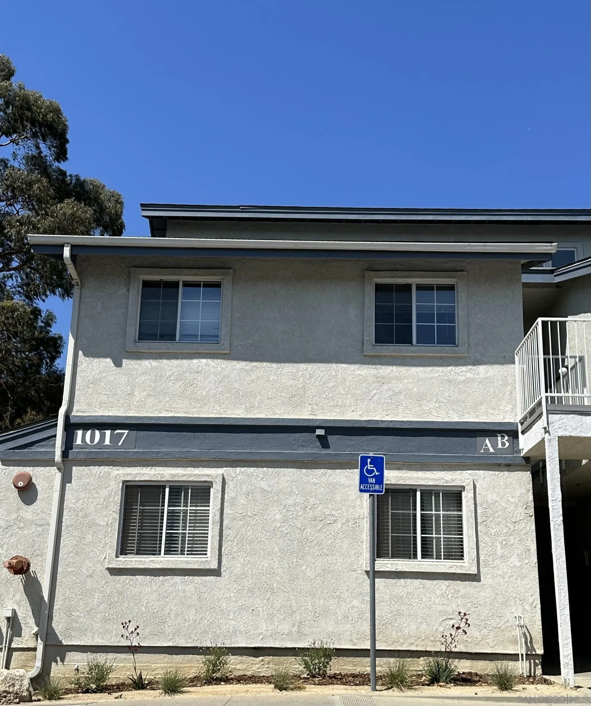 1017 Southwood Dr Apt B