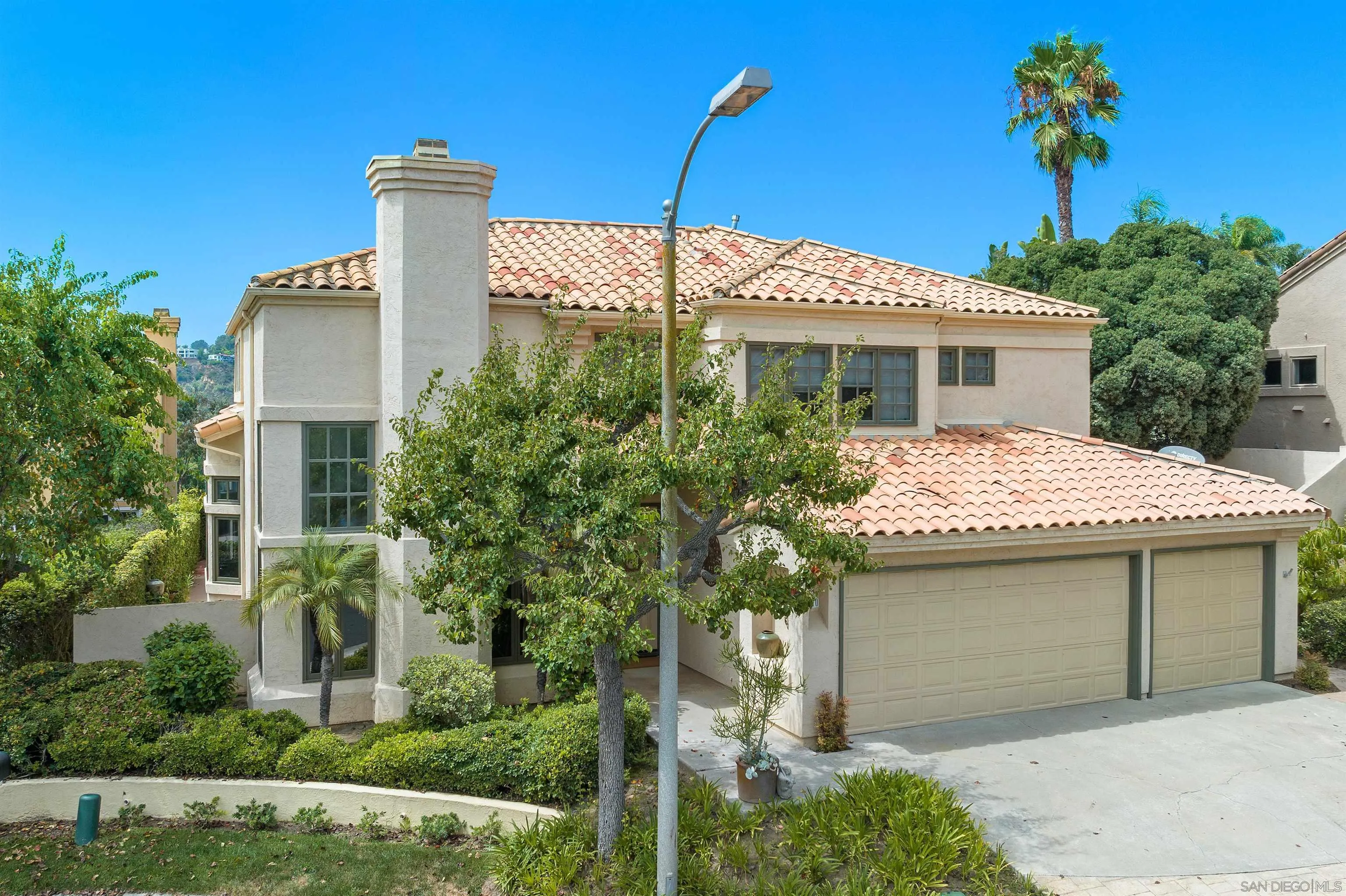 14740 Caminito Barbuda