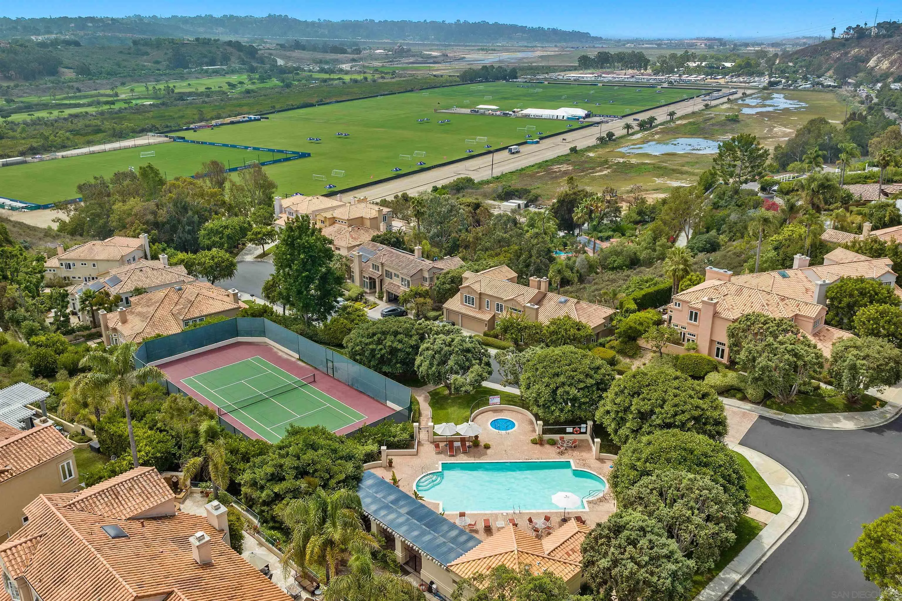 14740 Caminito Barbuda