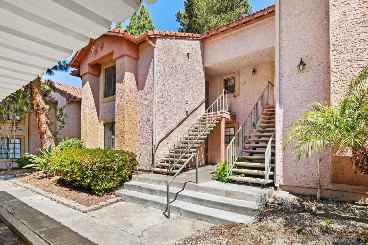 12055 Alta Carmel Ct # 175