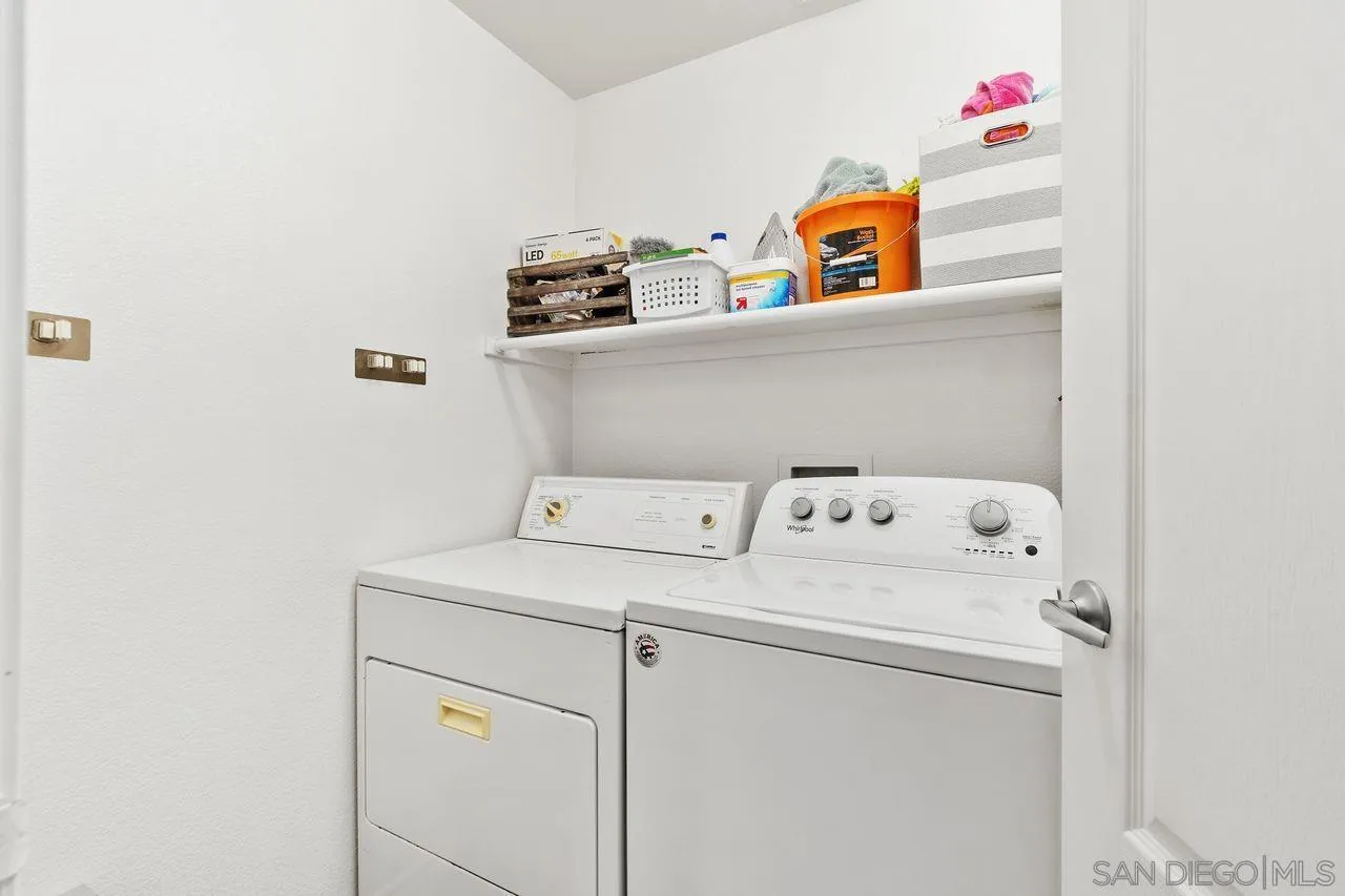 12055 Alta Carmel Ct # 175